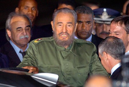 Fidel Castro llegó en calidad de estrella a cumbre de Mercosur