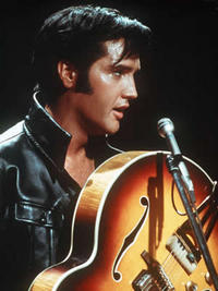 Ofrecen recompensa por encontrar vivo a Elvis Presley