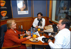 Bachelet solicita no adelantar presidenciales