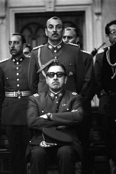Pinochet ensayó un mea culpa en su cumpleaños 91