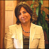 Subsecretaria Claudia Serrano quiere dar vuelta la hoja