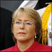 Adimark: un 41,5 % aprueba gestión de Bachelet