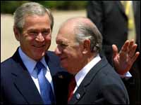 Bush consideró amenazar a Chile por apoyo contra Irak