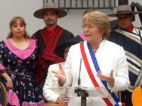 Bachelet: diálogo para avanzar en mensaje por 18