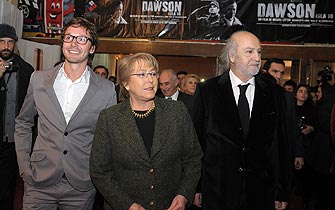 Presidenta Bachelet asistió al estreno de Dawson, Isla 10