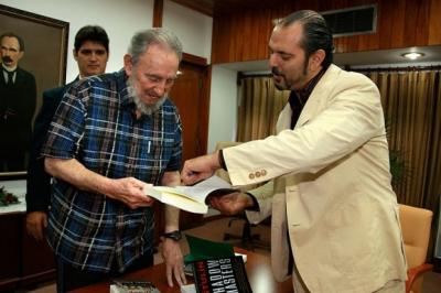 Fidel conversa con Daniel Estulin