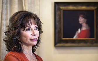 Isabel Allende: Me encanta Zurita