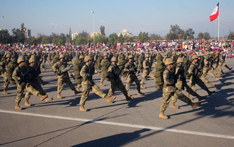 Bicentenario marcó primera Parada Militar de Jefe de Estado