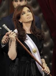 La asunción de Cristina Fernández y un fresco parcial de la Argentina profunda